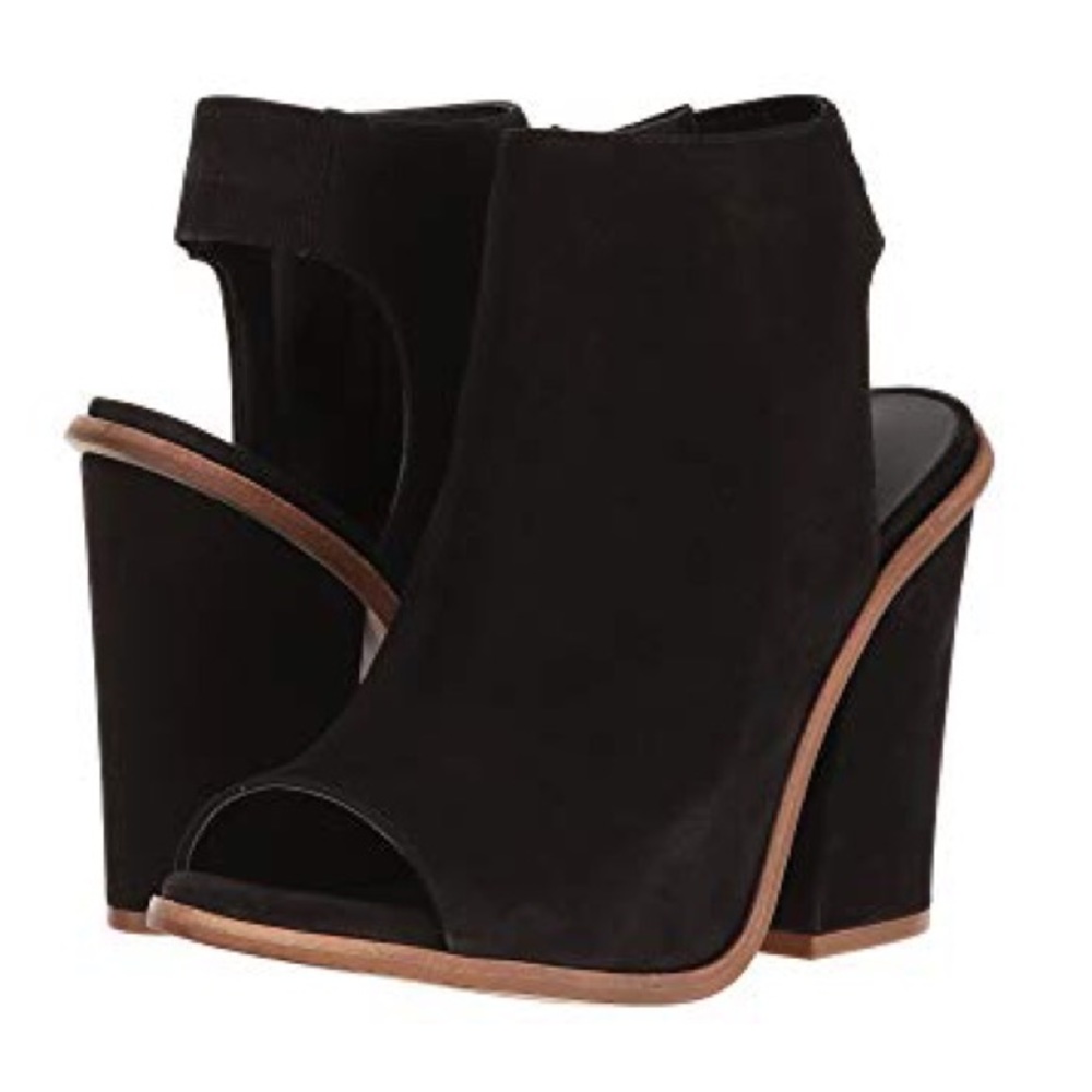 Steve Madden Valencia Black Peep-Toe Heels